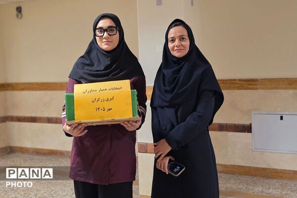 هفته سلامت روان در هنرستان کبری زرگران ملارد 