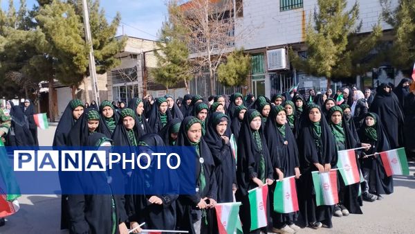 راهپیمایی باشکوه ۲۲ بهمن در کوهبنان