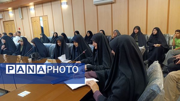 بررسی وضعیت اوقات فراغت و امکانات ورزشی در جلسه شورای فرهنگ عمومی بخش خزل با حضور نماینده نثاری