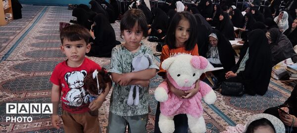  مراسم پرفیض دعای عرفه در مسجد قدس نیشابور