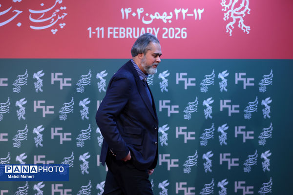 نشست نقد و بررسی فیلم «جانشین» در چهل و چهارمین جشنواره ملی فیلم فجر