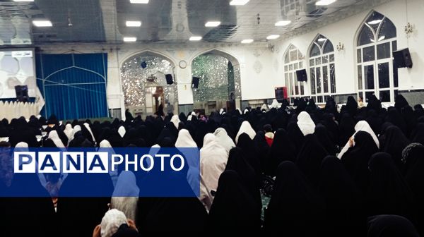 حضور پر شور مردم در نماز جماعت