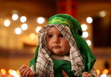 گریه‌های علی‌اصغر(ع) در آغوش ششده؛ هم‌ناله با مادران سوگوار