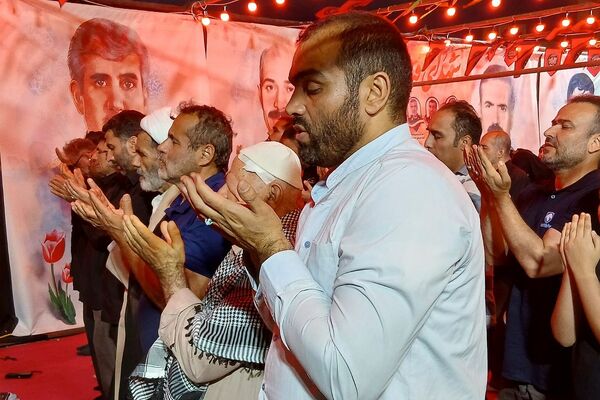 برپایی موکب «عشاق الحسین(ع)» سازمان دانش‌آموزی شهرستانهای تهران در مسیر زائران اربعین
