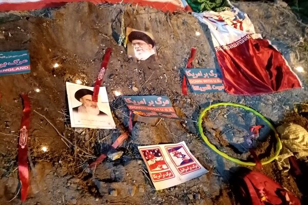 گرامیداشت شهدای دختر مدرسه شجره طیبه میناب