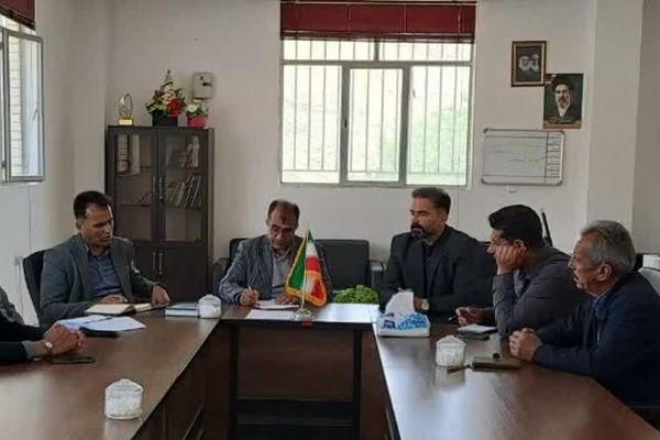 پیاده‌روی خانوادگی نماد مشارکت اجتماعی و ارتقای سلامت است