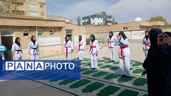 برگزاری المپیک ورزشی درون مدرسه ای 