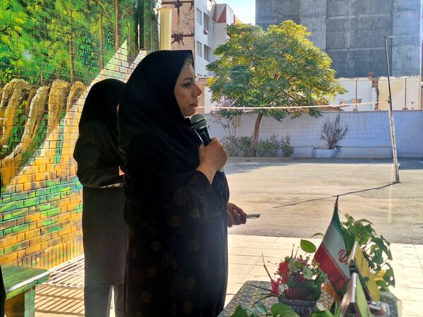 مراسم ولادت حضرت زینب(س) در دبیرستان فیاض 
