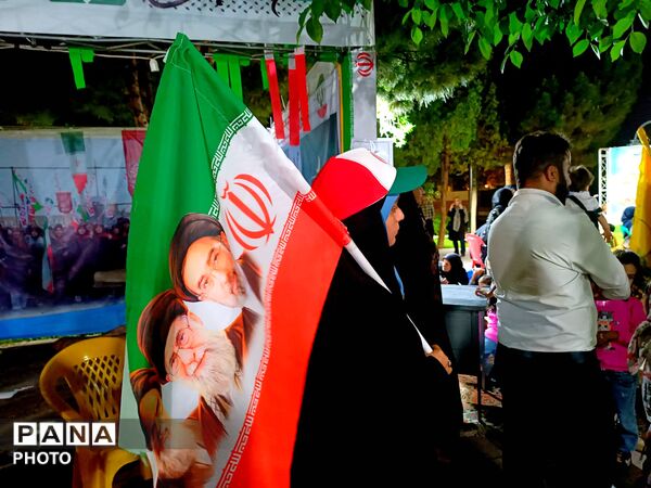 هم‌ صدایی کرمانی ها در حمایت از آرمان ها 