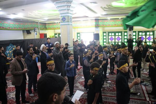 سوگواره احلی‌من‌العسل در شهرستان سمنان 