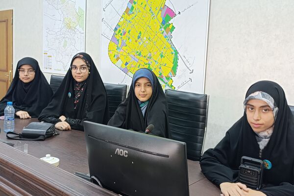 نشست بر خط قرارگاه‌های میدان 14صفر 3 با استاندار خراسان رضوی در فرمانداری نیشابور