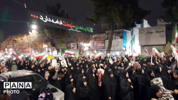 قاب هایی از حضورـ۲
