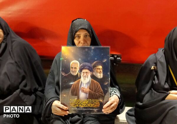 تشییع تاریخی پیکر رهبر شهید از جمکران تا حرم کریمه اهل بیت (س)