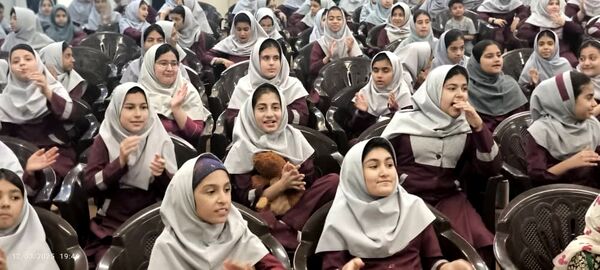 برپایی ضیافت افطاری در دبستان نورالهدی