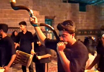 مراسم عزاداری شب هشتم محرم و سوگواری برای حضرت علی‌‌‌‌اکبر(ع)