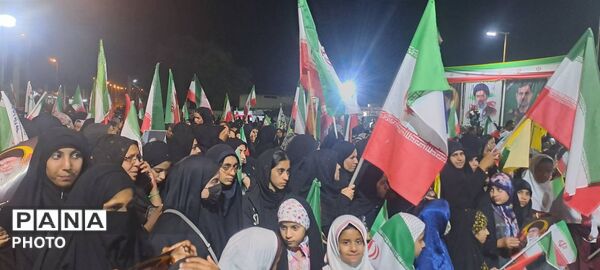 حضور پرشور مردم منطقه رودخانه در آیین گرامیداشت چهلمین روز شهادت