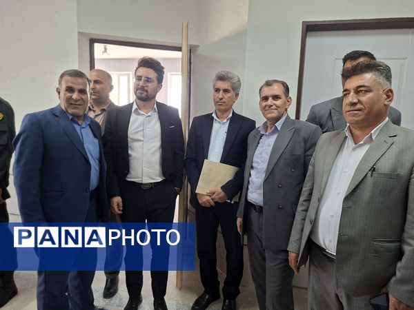 روشن شدن چراغ مدرسه قلم ۱۲ زاغه در ارتباط زنده با رئیس‌جمهور