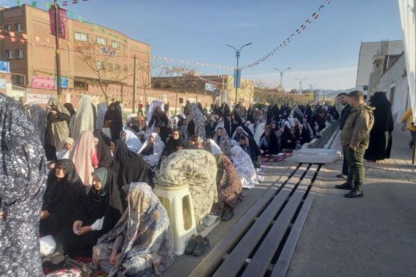 اقامه نماز عید فطر در قیامدشت ناحیه یک ری