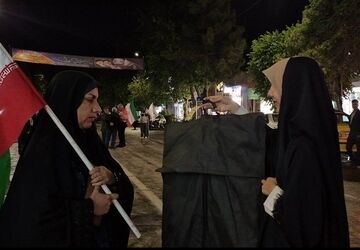 یک لباس خاص برای مردم نیشابور 