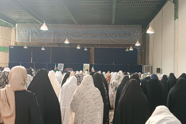 نماز عبادی سیاسی جمعه در مصلی شهر قیامدشت