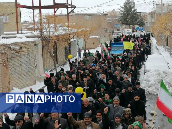 راهپیمایی ۲۲ بهمن، تجلی اتحاد و اراده ملی در بایگ