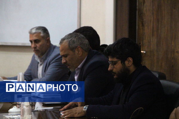 برگزاری ستاد انتخابات شورای دانش‌آموزی استان یزد 