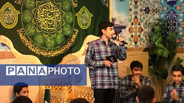 جشن پرشور عید غدیر خم در مدرسه شهدای مدافع حرم منطقه ۱۰ تهران