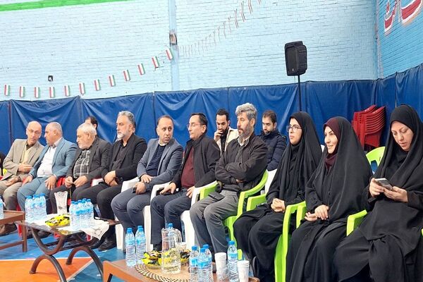 یاوران انقلاب؛روشنای مسیر نوجوانان امروز