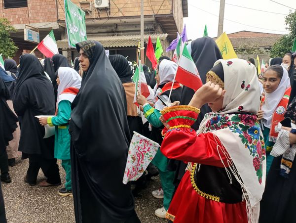 جشن تولد چهل و هفت سالگی انقلاب در گلوگاه 