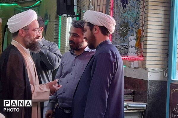نخستین کرسی قرآن دانش‌آموزی