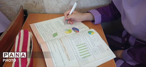 آموزش و پرورش هیچگاه تعطیلی ندارد 