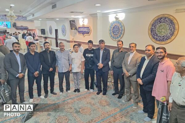 میز خدمت مدیر آموزش و پرورش شهرستان پردیس به مناسبت هفته دولت