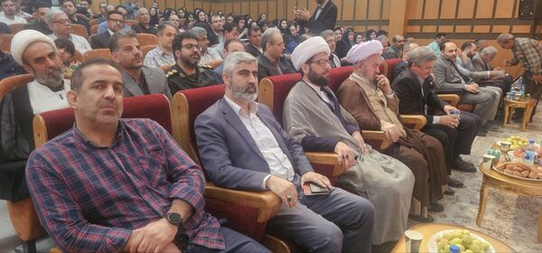 آیین تکریم و معارفه سرپرست جدید دانشگاه آزاد اسلامی واحد تاکستان