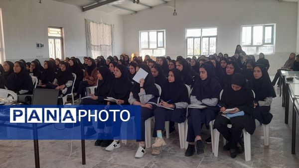 اولین جلسه مشاوره تحصیلی در مدرسه مشکات خواف