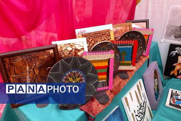  شنیدن صدای انقلاب اسلامی از میان دانش آموزان ایران جان