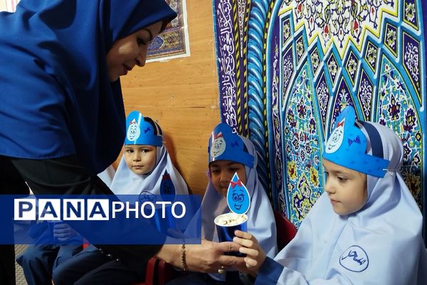 جشن آب در مدرسه سحر 