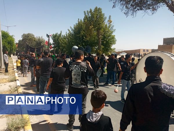 اجتماع حسینیان وعزاداری هیات مساجد و روستاهای اطراف در چناران