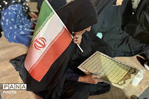همزمان با شهادت امام حسن عسکری(ع)؛ مردم در چهلم رهبر شهید انقلاب به میدان آمدند
/2