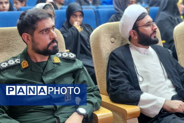 آیین تجلیل از برگزیدگان مسابقات قرآن و عترت بسیج قرچک