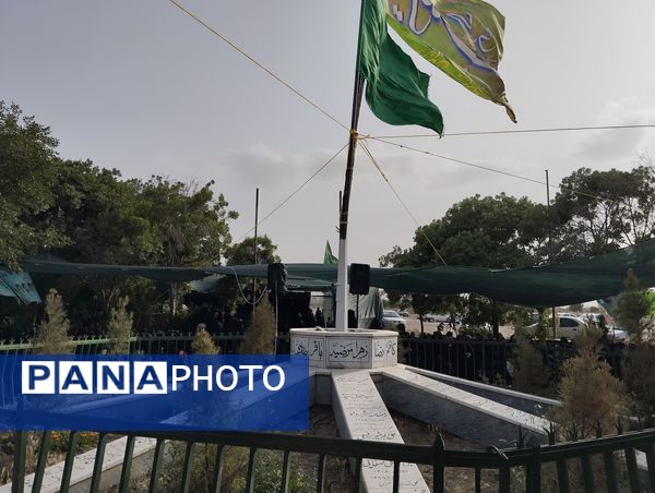 محفل نورانی دعای عرفه در گلزار شهدای شهرک طرق 