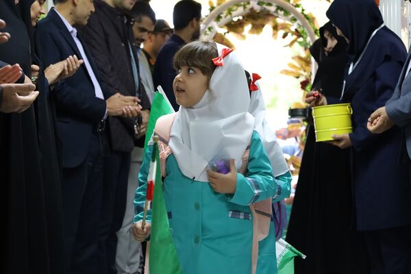 جشن شکوفه‌ها در آذربایجان غربی