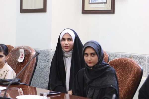 تجلیل از دانش‌آموز خبرنگاران پانا کاشان