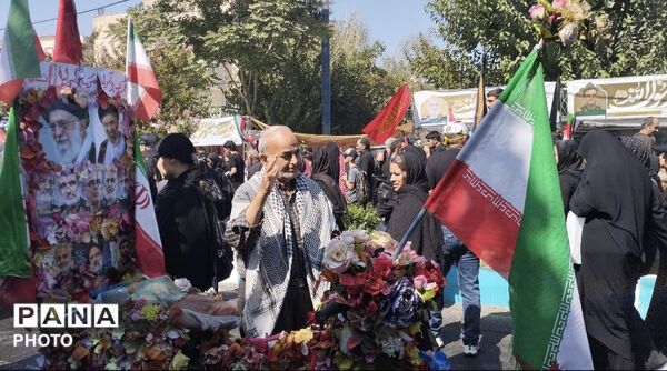  نقش‌آفرینی اعضای سازمان دانش‌آموزی در همایش بزرگ جاماندگان اربعین