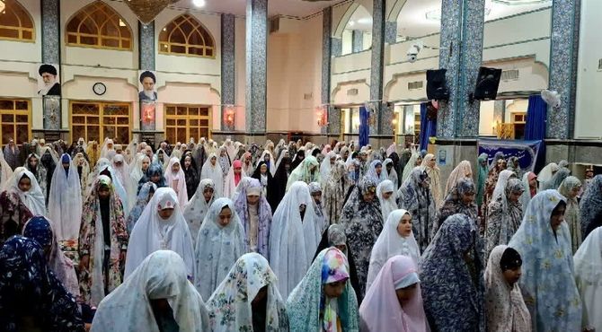 مراسم معنوی اعتکاف دانش‌آموزی دختران دبیرستان ارمغان