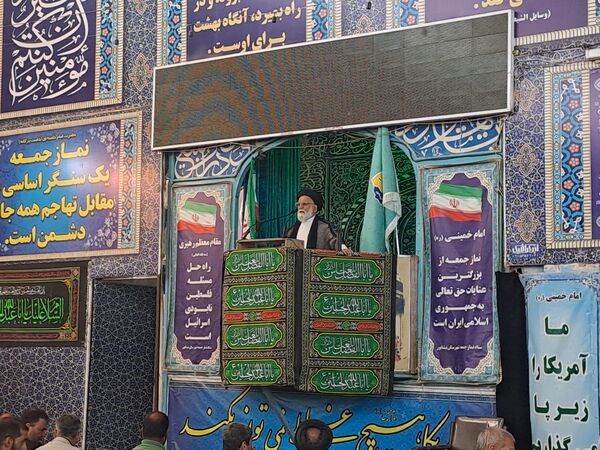 نماز جمعه در دهه سوم محرم در نیشابور