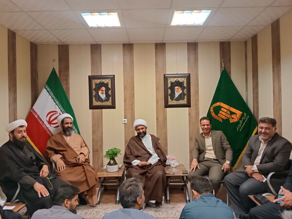 بازگشت امام جمعه از سفر مکه و استقبال گرم مردم فارسان