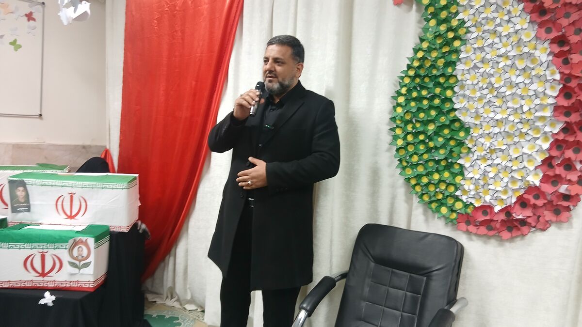 جمهوری اسلامی ایران، ابرقدرتی آمریکا را خرد کرد