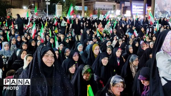  نود و نهمین شب تجمعات مردمی شهرستان نجف‌آباد؛ جلوه‌ای از بصیرت و همبستگی