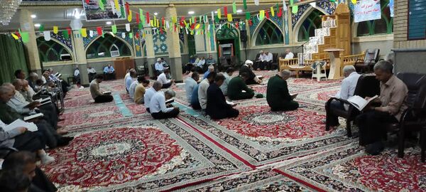 جلسه جهاد تبیین وحماسه های دوران دفاع مقدس در مساجد روستاها و شهرستان خلیل آباد 