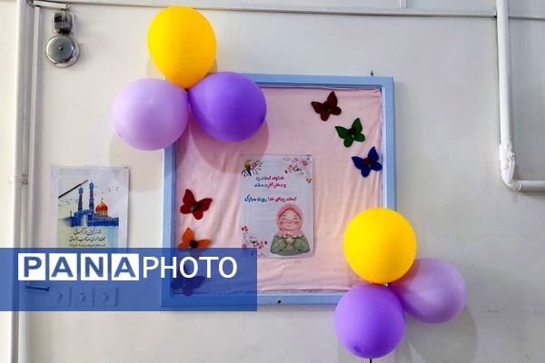 جشن دهه کرامت در دبیرستان دوره‌ اول کوثر رودهن 